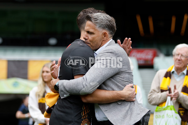 AFL 2023 ROUND 01 - HAWTHORN V ESSENDON - A-15801684