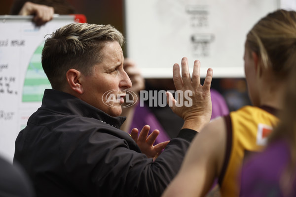 VFLW 2023 ROUND 01 - ESSENDON V BOX HILL - A-16021318