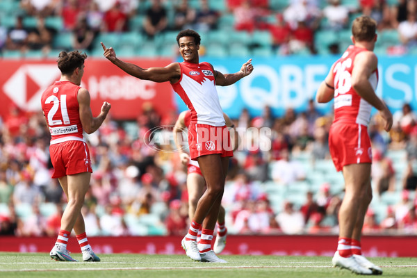 AFL 2023 ROUND 02 - SYDNEY V HAWTHORN - A-16023745