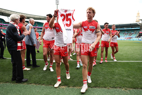 AFL 2023 ROUND 02 - SYDNEY V HAWTHORN - A-16034573