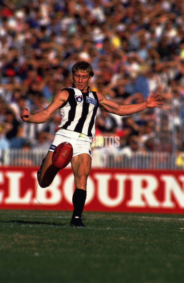AFL 1993 Round 3 - Essendon v Collingwood - 31066
