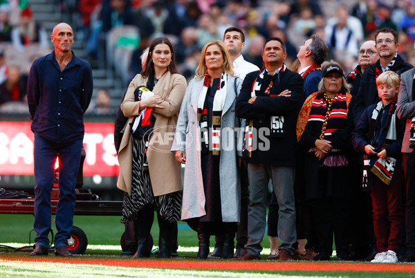 AFL 2023 Round 03 - St Kilda v Essendon - A-16620434