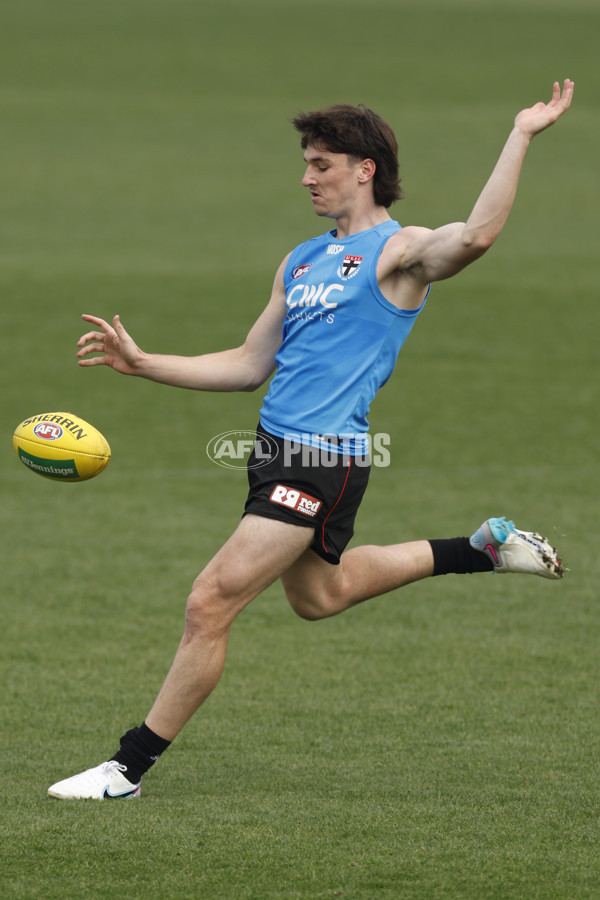 AFL 2023 Training - St Kilda 060423 - A-17008647