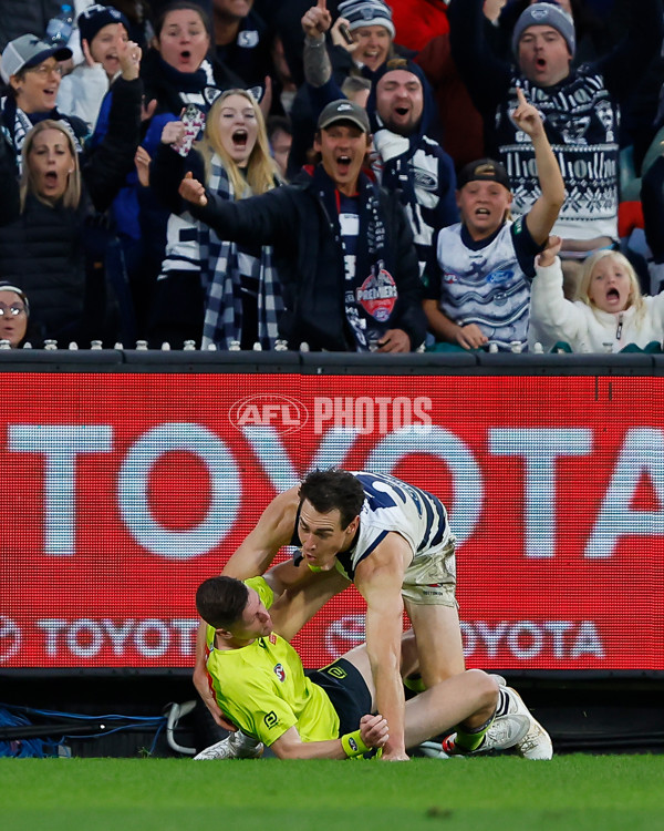 AFL 2023 Round 04 - Geelong v Hawthorn - A-17221939