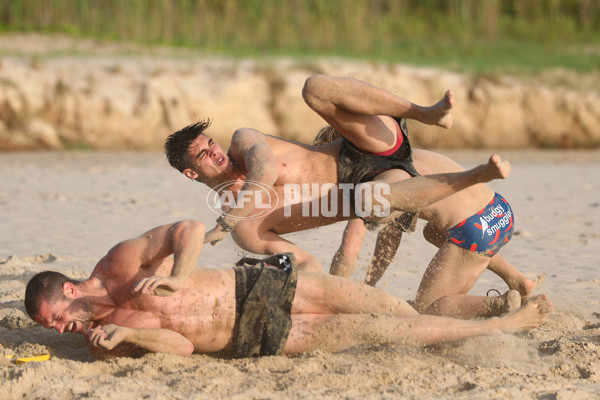 AFL 2020 Training - Bombers in Coffs Harbour - 729154