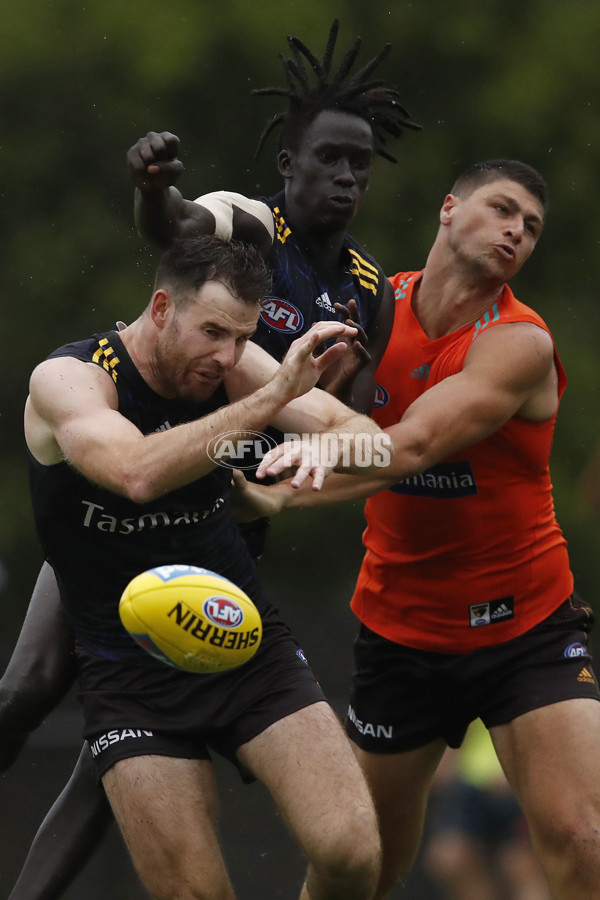 AFL 2020 Training - Hawthorn Intra-Club - 733438