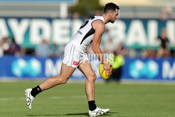 AFL 2020 Marsh Community Series - Fremantle v Carlton - 738333