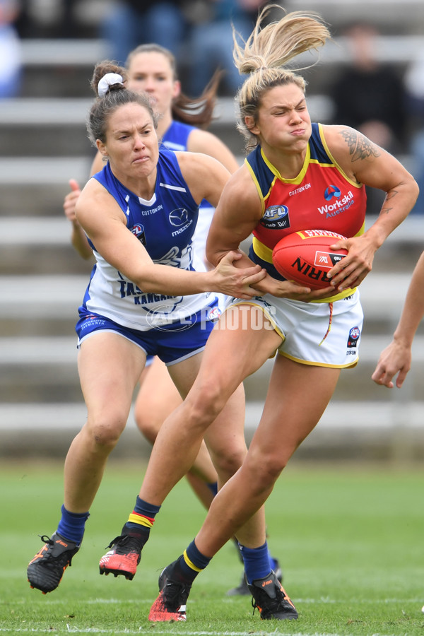 AFLW 2020 Round 05 - North Melbourne v Adelaide - 740025