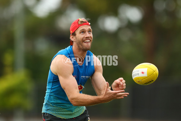 AFL 2020 Training - Gold Coast 270520 - 748909