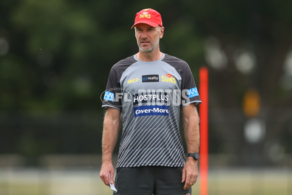 AFL 2020 Training - Gold Coast 270520 - 748941