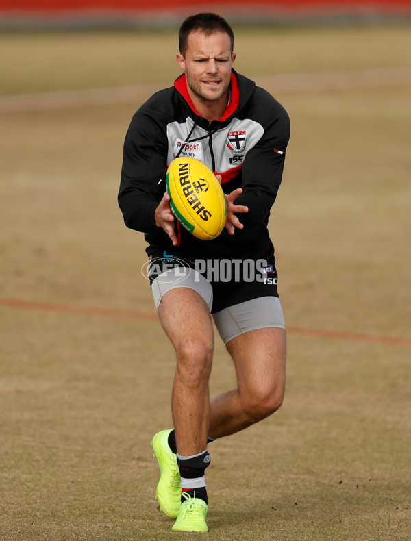 AFL 2020 Training - St Kilda 010720 - 758324