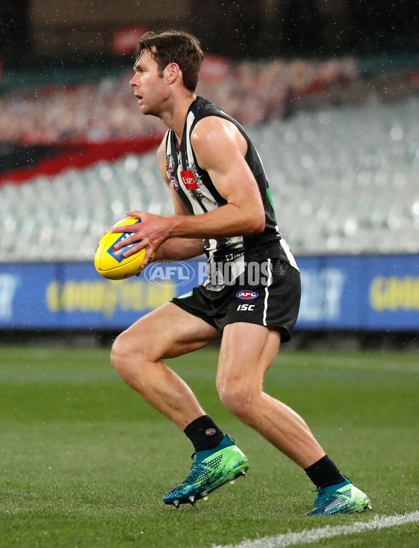 AFL 2020 Round 05 - Collingwood v Essendon - 758872