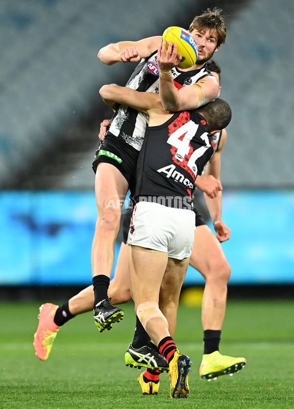 AFL 2020 Round 05 - Collingwood v Essendon - 758886