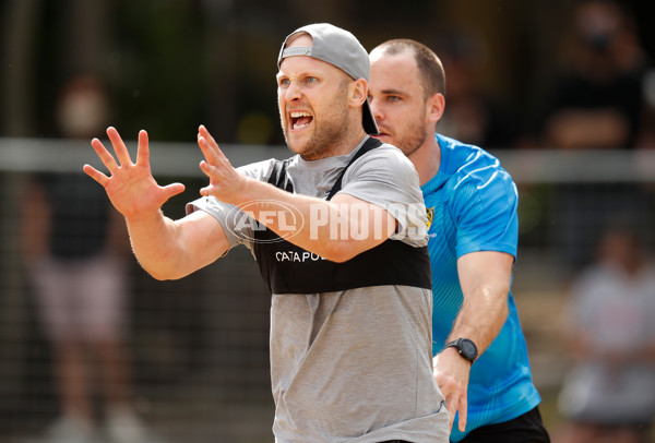 AFL 2020 Training - Gary Ablett Hub Training 110920 - 780891