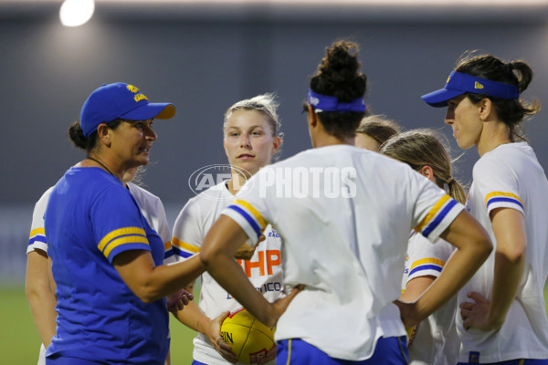 AFLW 2020 Training - West Coast 251120 - 795705