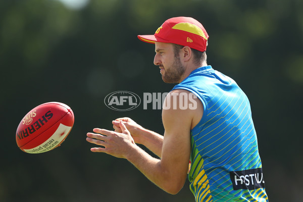 AFL 2021 Training - Gold Coast 220121 - 801182