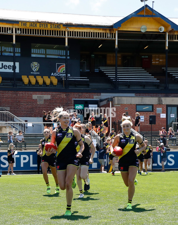 AFLW 2021 Round 01 - Richmond v Brisbane - 802806