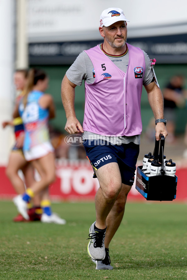AFLW 2021 Round 06 - Adelaide v Gold Coast - 812393