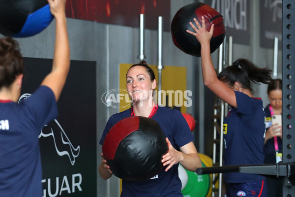 AFLW 2021 Round 09 - Melbourne v Brisbane - 822859