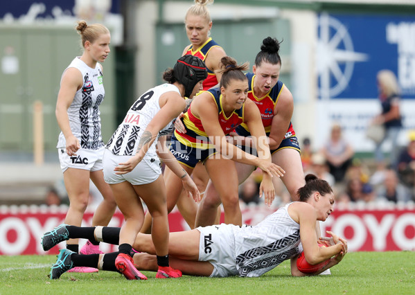 AFLW 2021 Round 09 - Adelaide v Collingwood - 823304