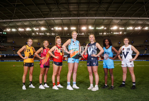 AFLW 2021 Media - Under 19 Girls Championships Media Opportunity - 831102