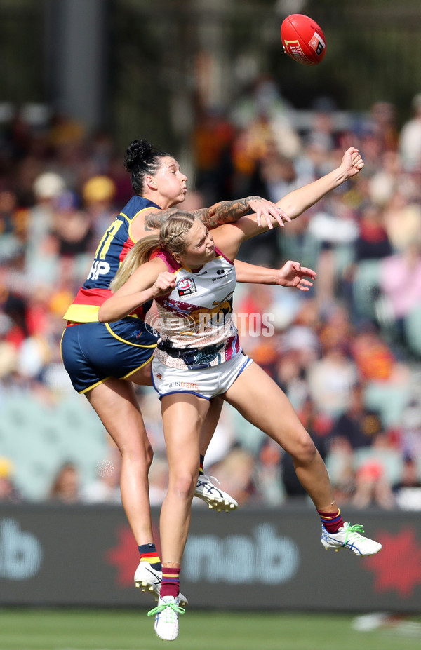 AFLW 2021 Grand Final - Adelaide v Brisbane - 833824