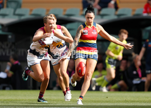 AFLW 2021 Grand Final - Adelaide v Brisbane - 834404