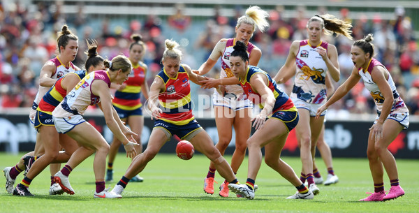 AFLW 2021 Grand Final - Adelaide v Brisbane - 834911