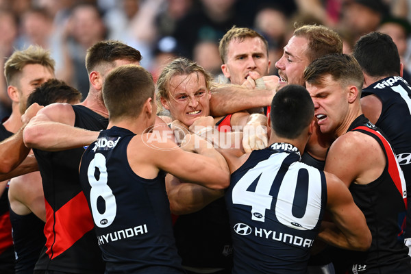 AFL 2021 Round 07 - Essendon v Carlton - 842534