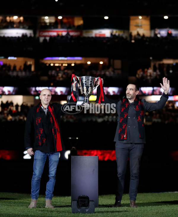 AFL 2022 Round 13 - Essendon v Carlton - 959235