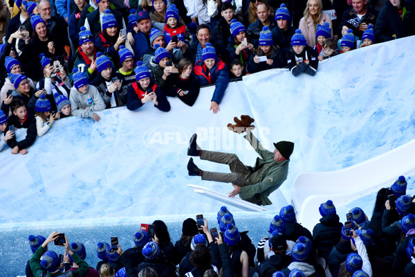 AFL 2022 Round 13 - Collingwood v Melbourne - 961395