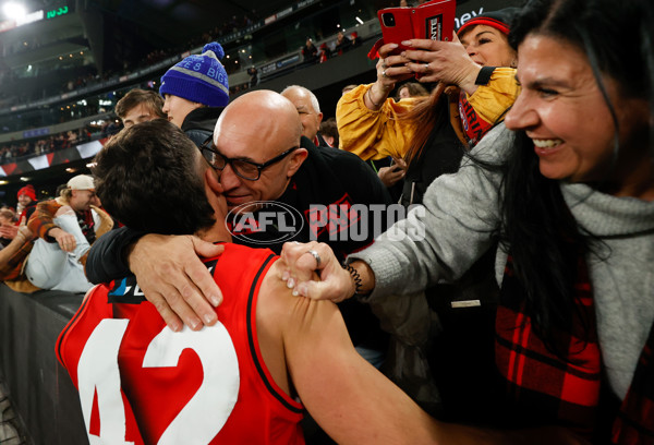 AFL 2022 Round 14 - St Kilda v Essendon - 962453