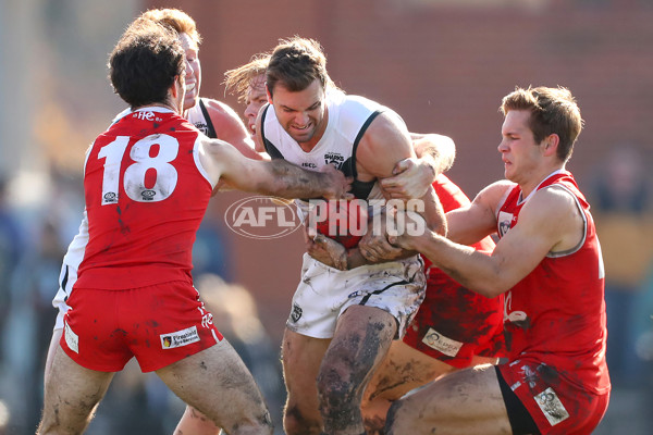 VFL 2022 Round 13 - Northern Bullants v Southport Sharks - 963751