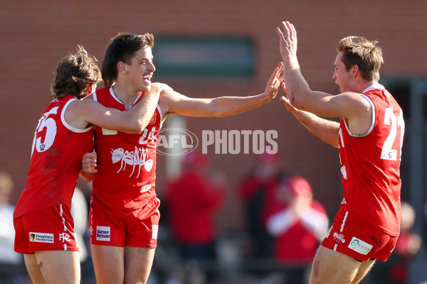 VFL 2022 Round 13 - Northern Bullants v Southport Sharks - 963712