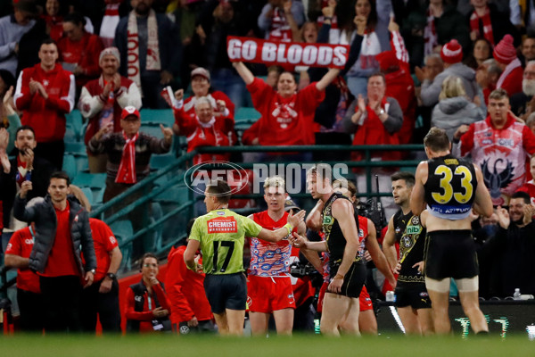 AFL 2022 Round 11 - Sydney v Richmond - 953598