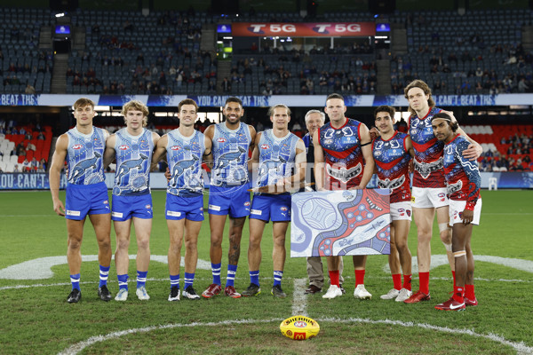 AFL 2022 Round 10 - North Melbourne v Melbourne - 950950