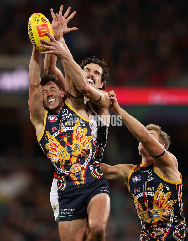 AFL 2022 Round 10 - Adelaide v St Kilda - 951337