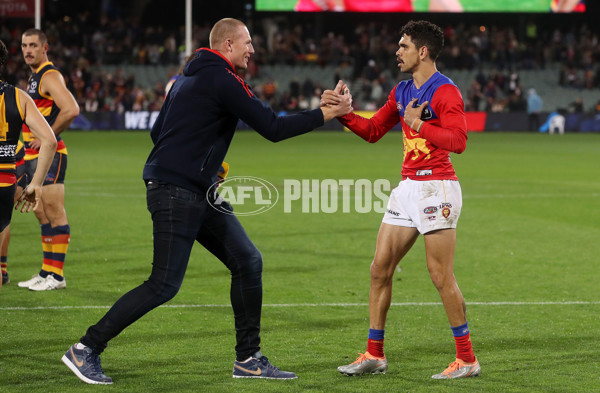 AFL 2022 Round 09 - Adelaide v Brisbane - 948110