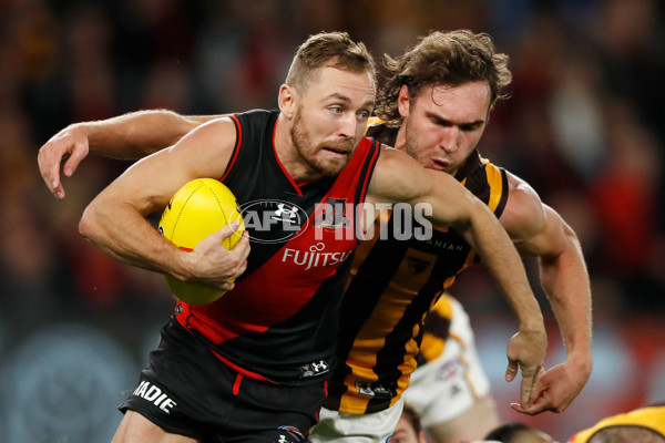 AFL 2022 Round 08 - Essendon v Hawthorn - 945620