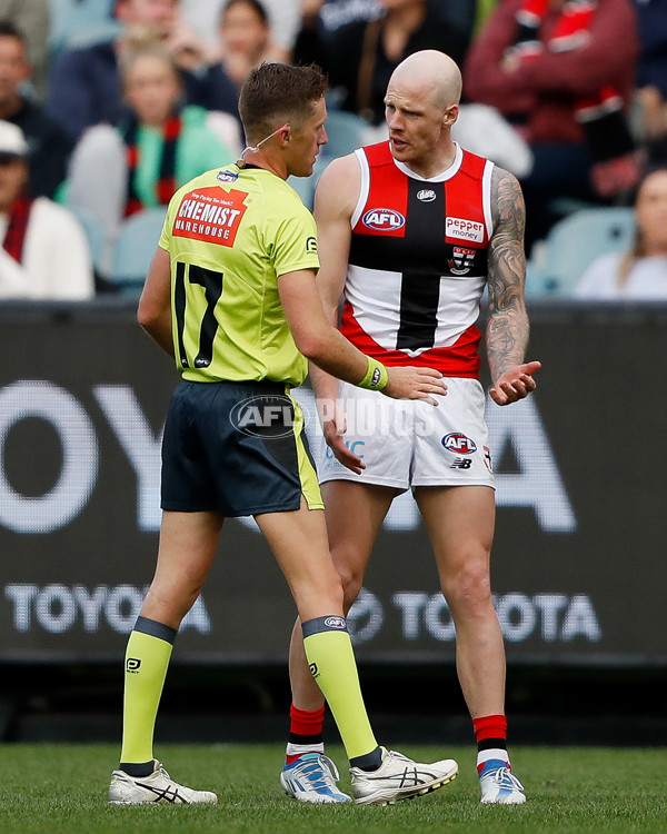 AFL 2022 Round 08 - Melbourne v St Kilda - 945861