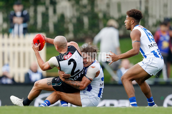 AFL 2022 Round 09 - North Melbourne v Port Adelaide - 947158
