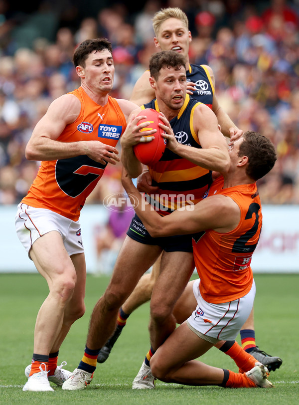 AFL 2022 Round 07 - Adelaide v GWS - 941449