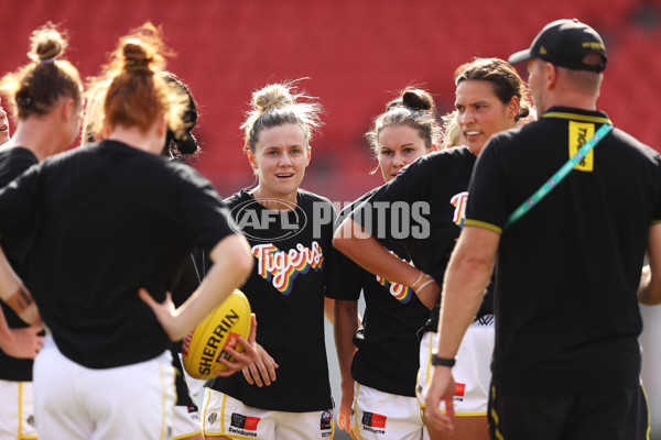 AFLW 2022 Round 09 - GWS v Richmond - 915427