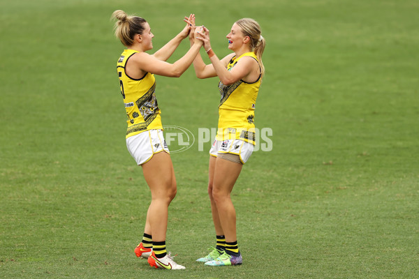 AFLW 2022 Round 09 - GWS v Richmond - 915727