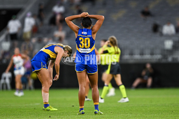 AFLW 2022 Round 09 - West Coast v Western Bulldogs - 916200