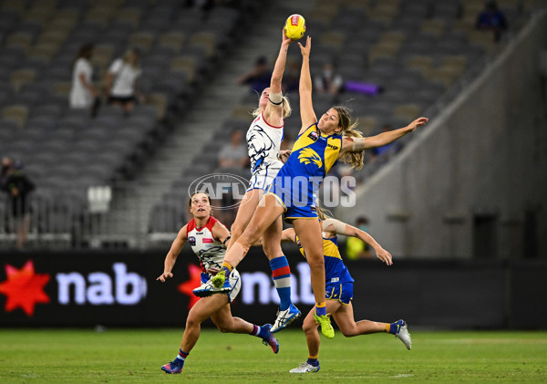 AFLW 2022 Round 09 - West Coast v Western Bulldogs - 916219