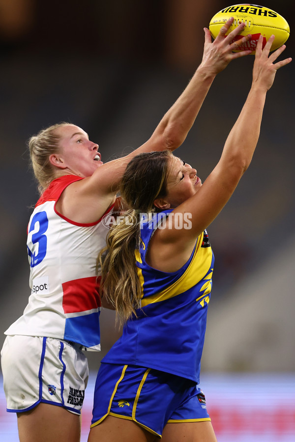 AFLW 2022 Round 09 - West Coast v Western Bulldogs - 916248