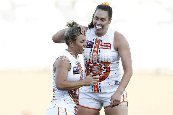 AFLW 2022 Round 10 - Geelong v GWS - 917924