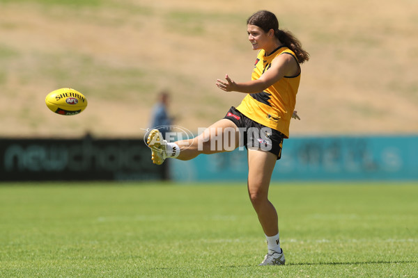 AFLW 2022 U16 Girls Championships - WA Black v WA Gold - 918041