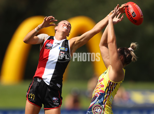 AFLW 2022 Round 10 - St Kilda v Adelaide - 918465